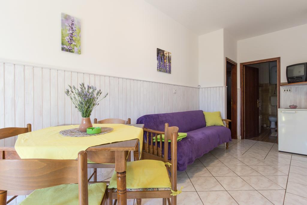 Apartment Milka A4 Krk Town Exterior foto